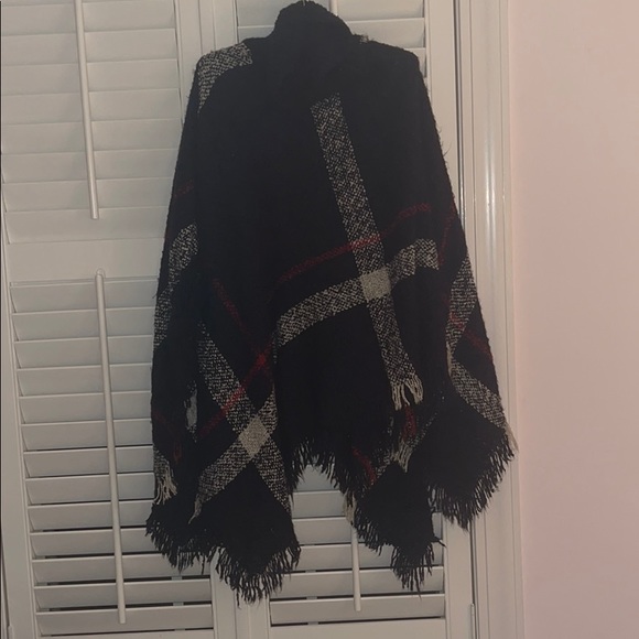 Navy Poncho w red and white design - Picture 1 of 3